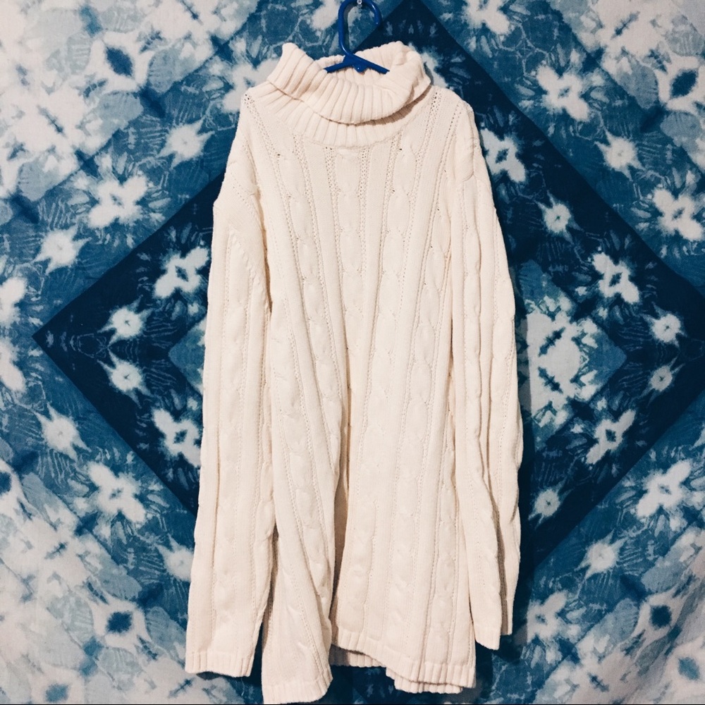 Cute cream colored knit turtle neck